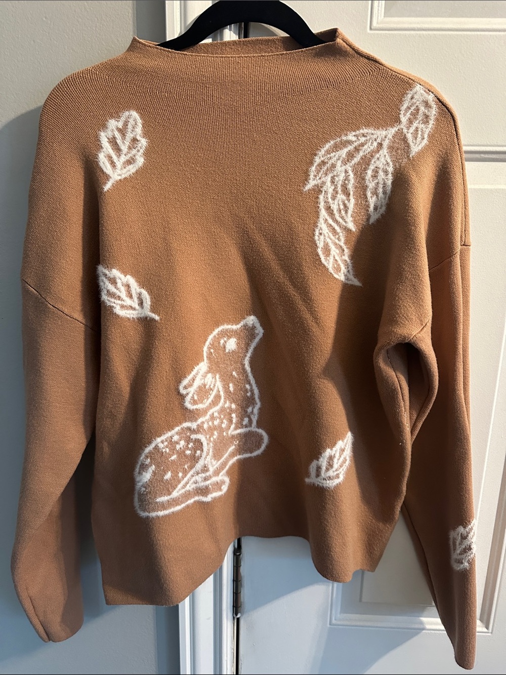 Artisan Ny Camel Crewneck Sweater with White Rabbit & Leaf Motif